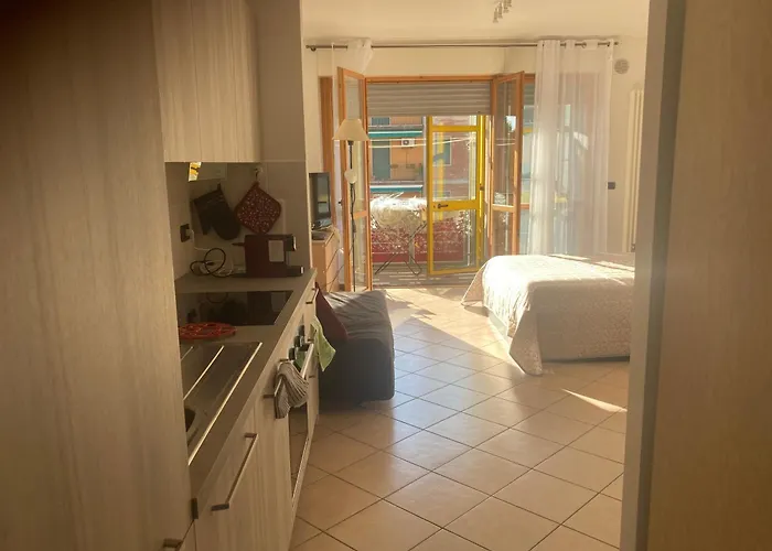 Santa Viola Marconi Blq * بولونيا