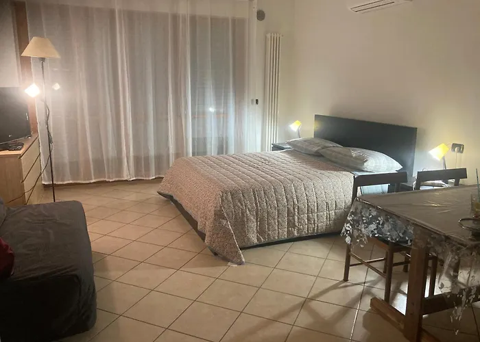 Santa Viola Marconi Blq بولونيا